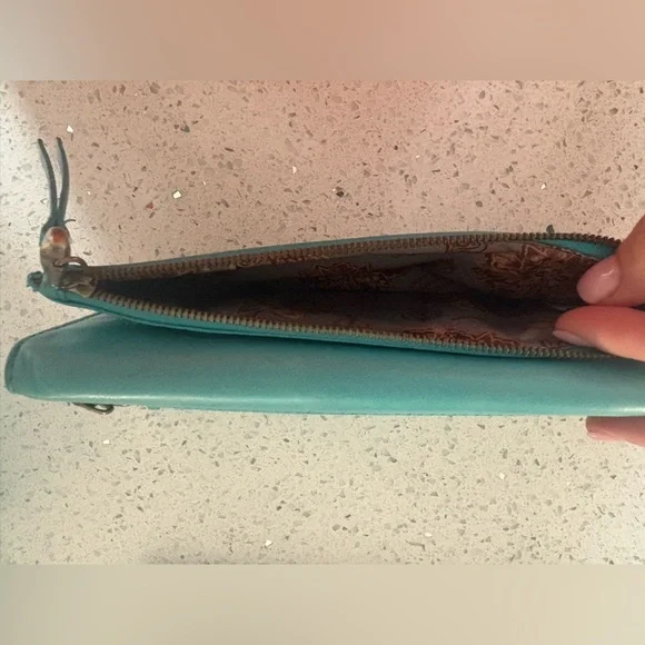 Blue Hobo Leather Women's Wallet - Picture 7 of 7